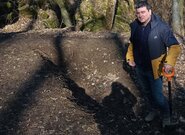 Jak vypadá archeologův den v terénu? Třeba v jeskyni Švédův stůl